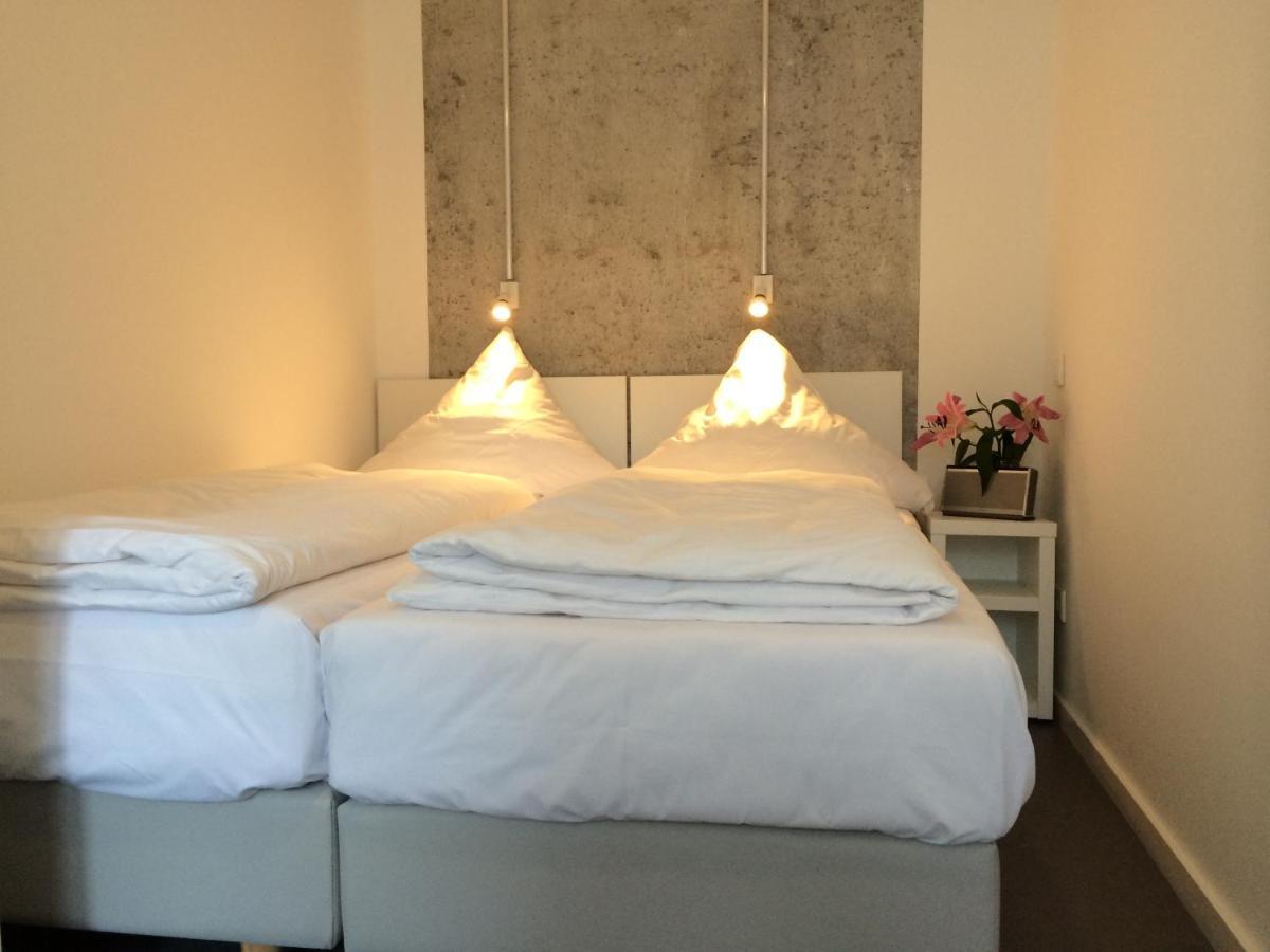 Apartment&Rooms Near Brandenburg Gate ベルリン エクステリア 写真